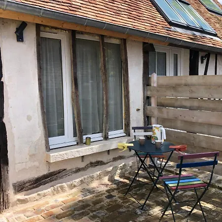 Holiday home La Chapelle De Monet - Logis Eglantine *