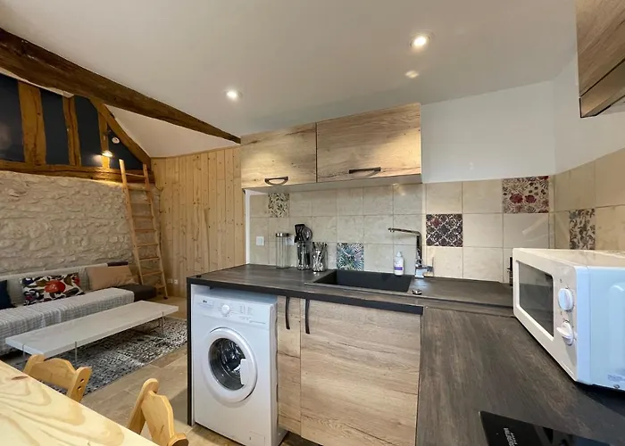 Дом отдыха La Chapelle De Monet - Logis Eglantine Bois-Jerome-Saint-Ouen